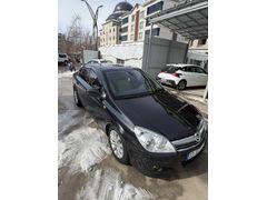 Sahibinden Opel Astra 1.6 Enjoy 111.Yıl 2012 Model  1  parça boya gerisi orijinal
4 günlük   Fiyat 