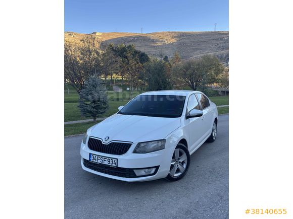 !?ACİL SATILIK !?
SON FİYAT Sahibinden Skoda Octavia 1.6 TDI Ambition 2013 Model  255.000 km Beyaz