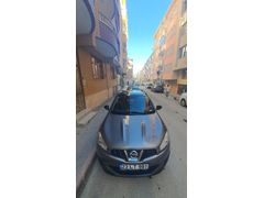 İlk sahibinden hatasız boyasız tramersiz 144.000 de 1.6 dci black edition