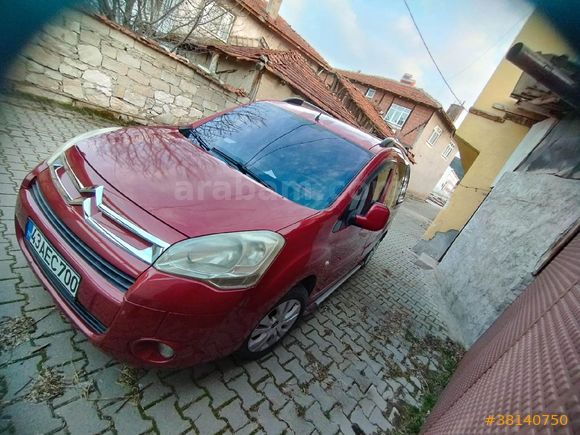 Berlingo 1.6 HDi Multispace 2011 Model  Değişensiz Tramersiz Bakımlı
