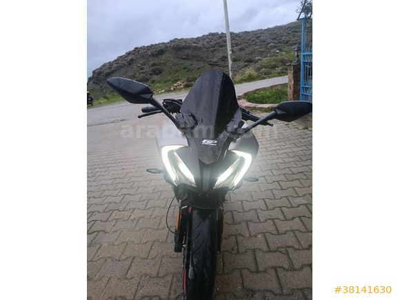 CFmoto 250SR