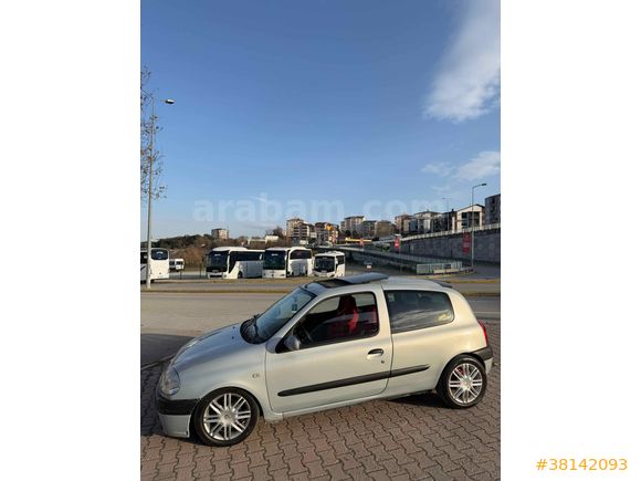 Sahibinden Renault Clio 1.6 Dynamique 2001 Model 