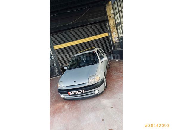 Sahibinden Renault Clio 1.6 Dynamique 2001 Model 