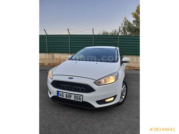 Sahibinden Ford Focus 1.6 Ti-VCT Trend X 2015 Model Kayseri 200.400 km Beyaz