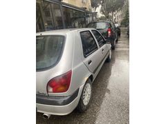 Sahibinden Ford Fiesta 1.25 Flair 2001 Model