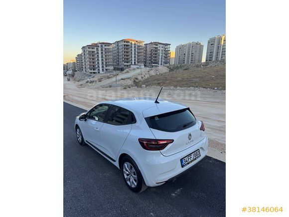 Sahibinden Renault Clio 1.0 SCe Joy 2022 Model 