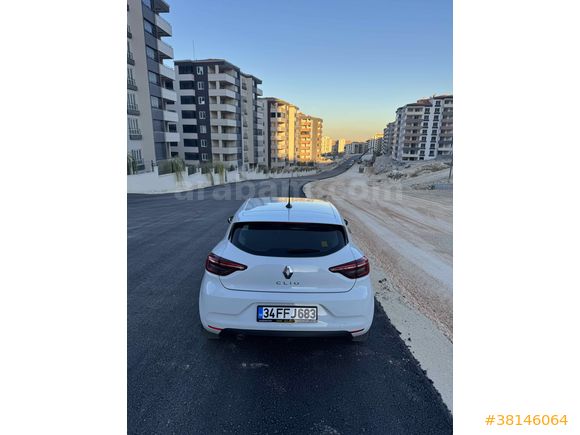 Sahibinden Renault Clio 1.0 SCe Joy 2022 Model 