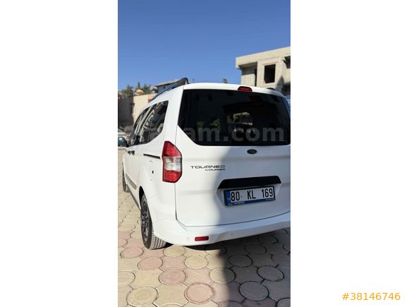 Sahibinden Ford Tourneo Courier 1.5 TDCi Titanium Plus 2022 Model 