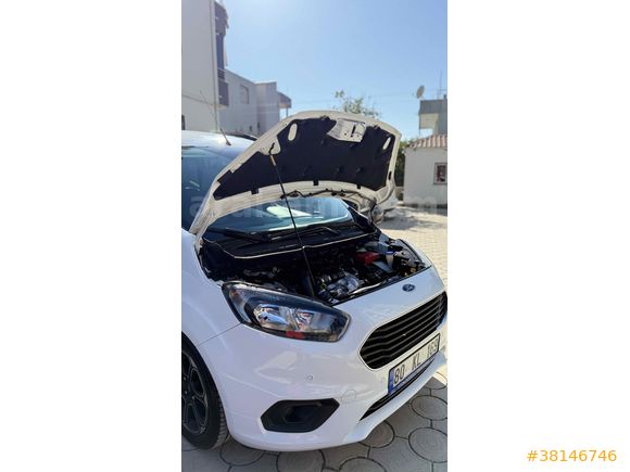 Sahibinden Ford Tourneo Courier 1.5 TDCi Titanium Plus 2022 Model 