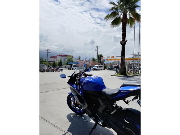 Sahibinden Yamaha R7