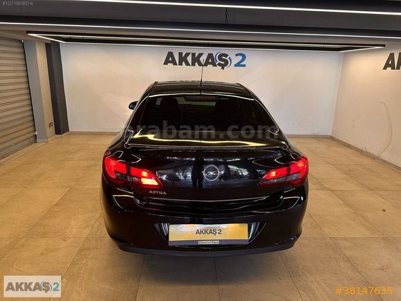 AKKAŞ 2'DEN OPEL ASTRA 1.6 SEDAN HATASIZ