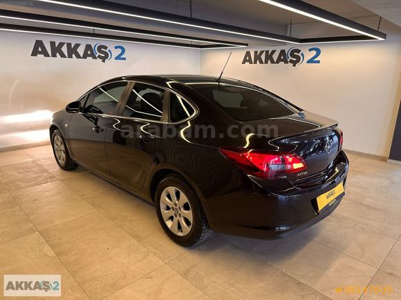 AKKAŞ 2'DEN OPEL ASTRA 1.6 SEDAN HATASIZ