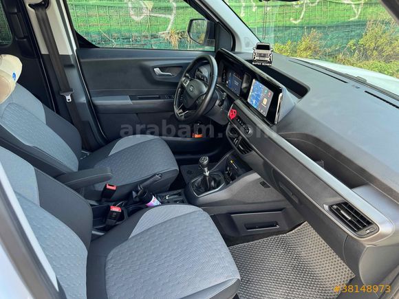 Sahibinden Ford Tourneo Courier 1.0 EcoBoost Titanium 2024 Model 