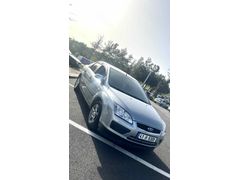 Sahibinden Ford Focus 1.6 Trend 2006 Model  261.500 km Gri (metalik)