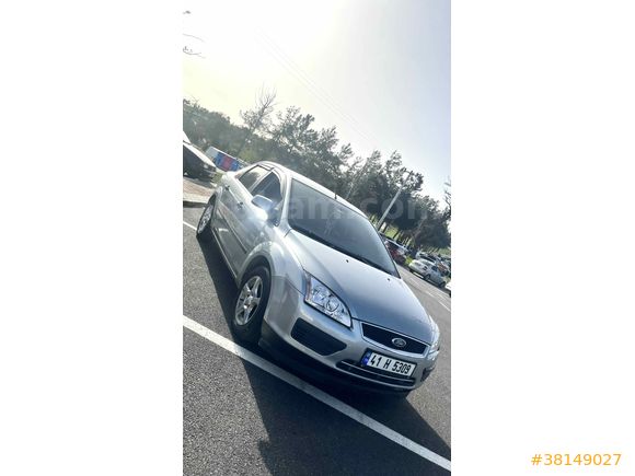 Sahibinden Ford Focus 1.6 Trend 2006 Model  261.500 km Gri (metalik)
