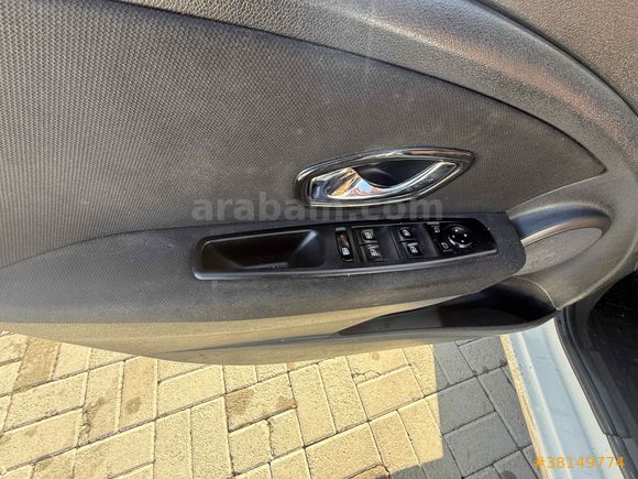 Galeriden Renault Fluence 1.5 dCi Touch 2014 Model Kars