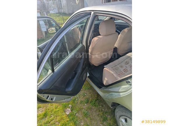 Sahibinden Toyota Corolla 1.4 Terra 2005 Model  230.000 km Gri (Gümüş)