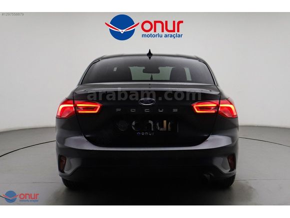 YETKİLİ BAYİDEN 2024 FORD FOCUS 1.5 DİZEL TITANIUM STILL-HATASIZ