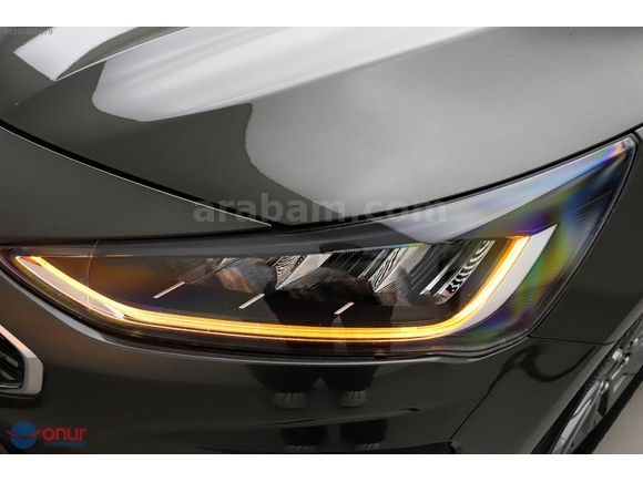 YETKİLİ BAYİDEN 2024 FORD FOCUS 1.5 DİZEL TITANIUM STILL-HATASIZ