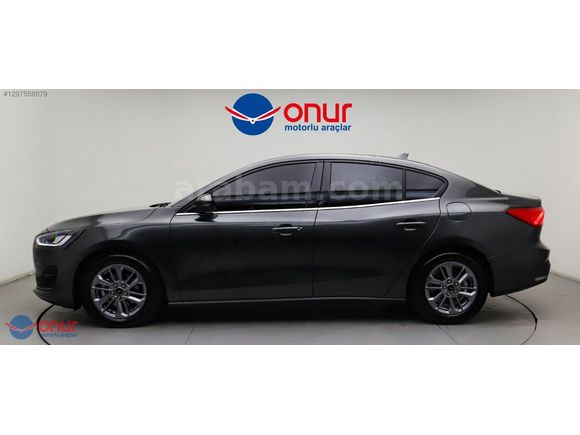 YETKİLİ BAYİDEN 2024 FORD FOCUS 1.5 DİZEL TITANIUM STILL-HATASIZ