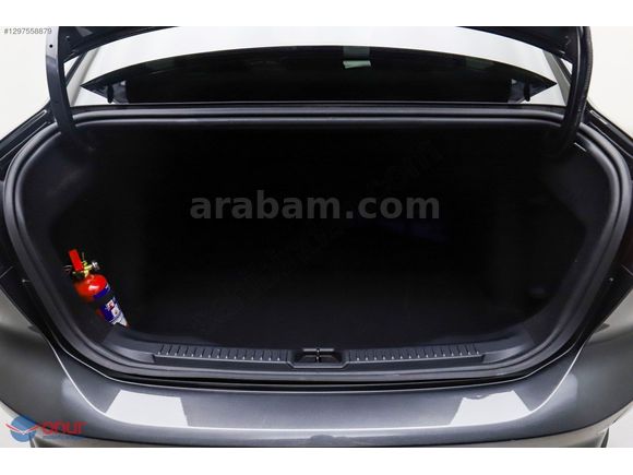YETKİLİ BAYİDEN 2024 FORD FOCUS 1.5 DİZEL TITANIUM STILL-HATASIZ