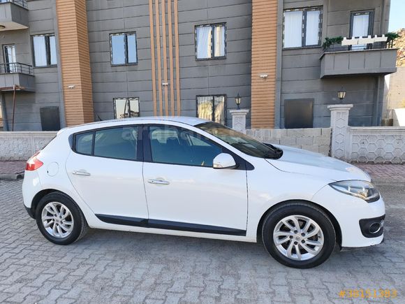 Sahibinden Renault Megane 1.6 Touch 2014 Model