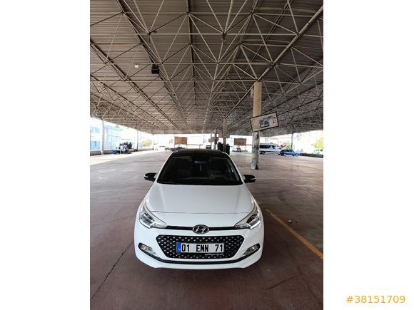 Sahibinden Hyundai i20 1.2 MPI Style 2016 model 2017 Çıkışlı 95.000 km Beyaz