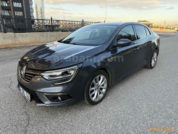 Sahibinden Renault Megane 1.5 Blue DCI Icon 2020 Model 