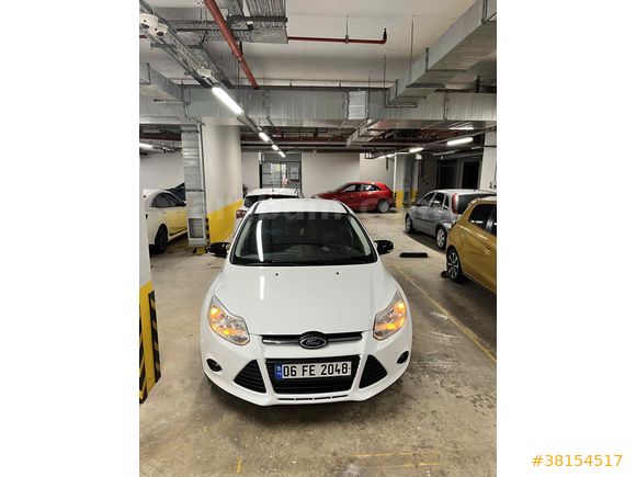 Memurdan  Ford Focus 1.6 Ti-VCT Style 2013 Model Trabzon 125.000 km Beyaz