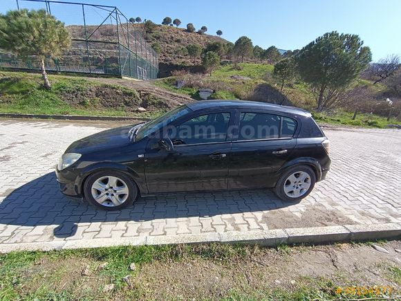 Sahibinden Opel Astra 1.6 Essentia 2012 Model