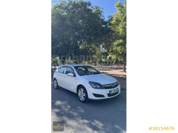 Opel Astra 1.6 Essentia Konfor 2012 Model