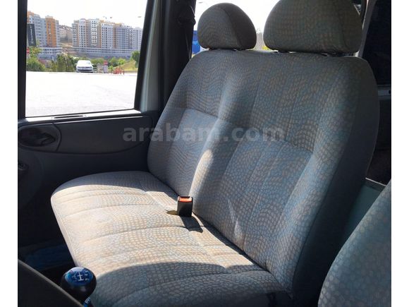 hatasız Ford Transit Journey arayanlara değişensiz klimalı arkadan çeker