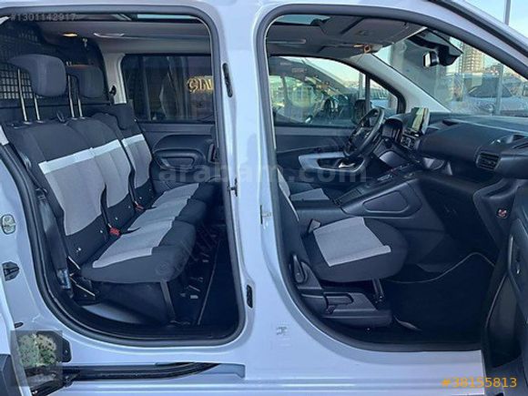ÇINAR'DAN 2025 MODEL BERLİNGO MAX CAM TAVAN HATASIZ %20 KDV'Lİ