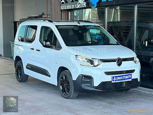 ÇINAR'DAN 2025 MODEL BERLİNGO MAX CAM TAVAN HATASIZ %20 KDV'Lİ