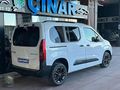 ÇINAR'DAN 2025 MODEL BERLİNGO MAX CAM TAVAN HATASIZ %20 KDV'Lİ