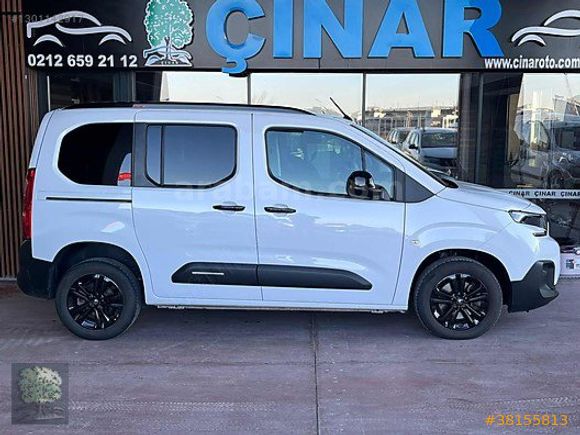 ÇINAR'DAN 2025 MODEL BERLİNGO MAX CAM TAVAN HATASIZ %20 KDV'Lİ