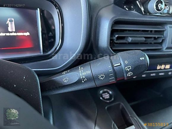ÇINAR'DAN 2025 MODEL BERLİNGO MAX CAM TAVAN HATASIZ %20 KDV'Lİ