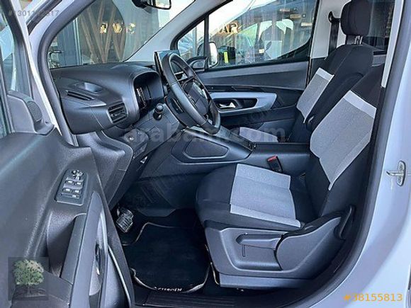 ÇINAR'DAN 2025 MODEL BERLİNGO MAX CAM TAVAN HATASIZ %20 KDV'Lİ