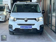 ÇINAR'DAN 2025 MODEL BERLİNGO MAX CAM TAVAN HATASIZ %20 KDV'Lİ