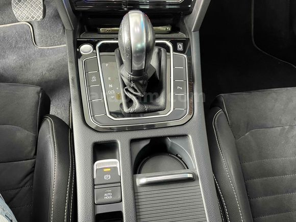 ÇINAR'DAN 2020 MODEL 115 BİNDE 1.6 TDİ PASSAT ELEGANCE CAM TAVAN
