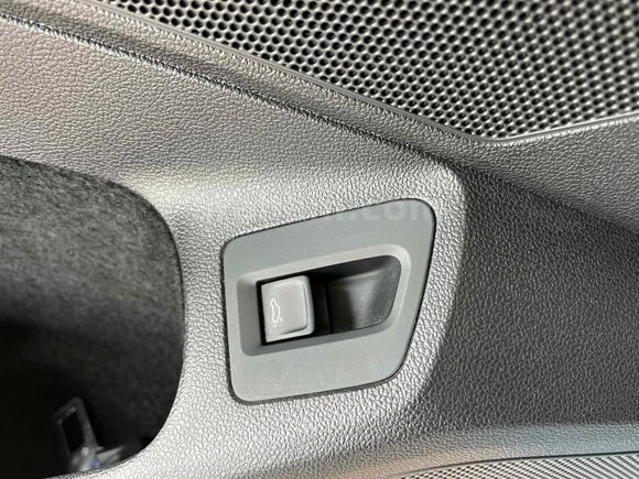 ÇINAR'DAN 2020 MODEL 115 BİNDE 1.6 TDİ PASSAT ELEGANCE CAM TAVAN