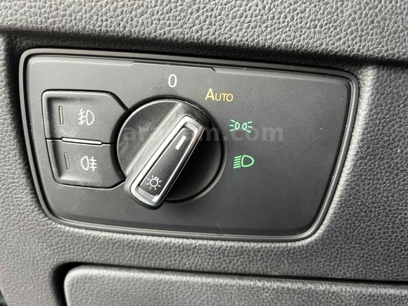 ÇINAR'DAN 2020 MODEL 115 BİNDE 1.6 TDİ PASSAT ELEGANCE CAM TAVAN