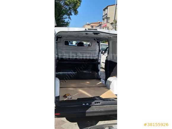 RENAULT TRAFIC KİRALIK PANELVAN ARACLAR K1BELGELİ KEOPSRENTACAR