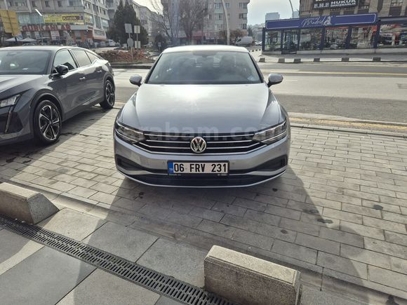 Değişen Boyanan Yok.Passat 1.5 TSi Yeni Logo Yeni Kasa