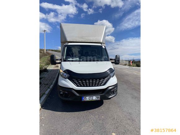 Sahibinden Iveco -  35 C 16 Daily TERTEMİZ LİFTLİ