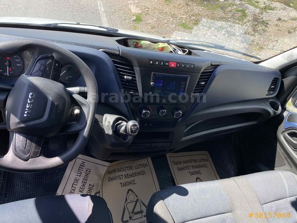 Sahibinden Iveco -  35 C 16 Daily TERTEMİZ LİFTLİ