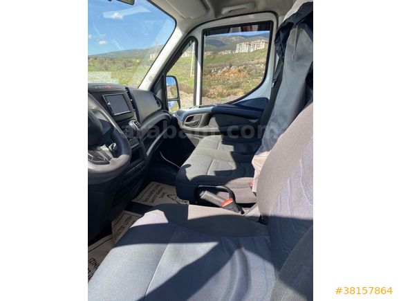Sahibinden Iveco -  35 C 16 Daily TERTEMİZ LİFTLİ