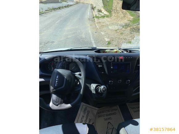 Sahibinden Iveco -  35 C 16 Daily TERTEMİZ LİFTLİ