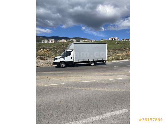 Sahibinden Iveco -  35 C 16 Daily TERTEMİZ LİFTLİ