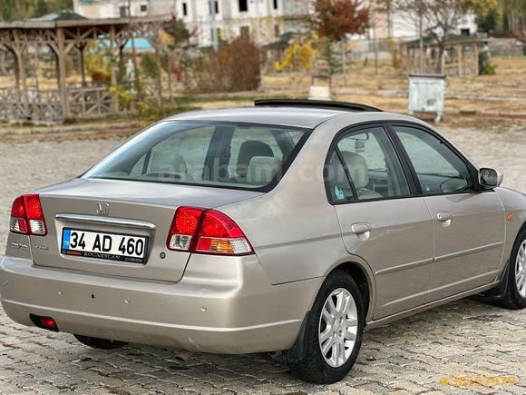 Sahibinden Honda Civic 1.6i VTEC ES 2003 Model